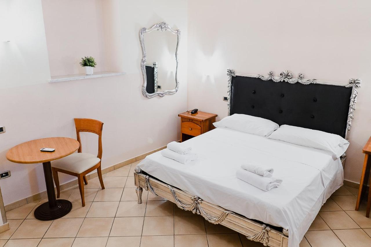 Hotel Ristorante Garibaldi Frosinone Esterno foto