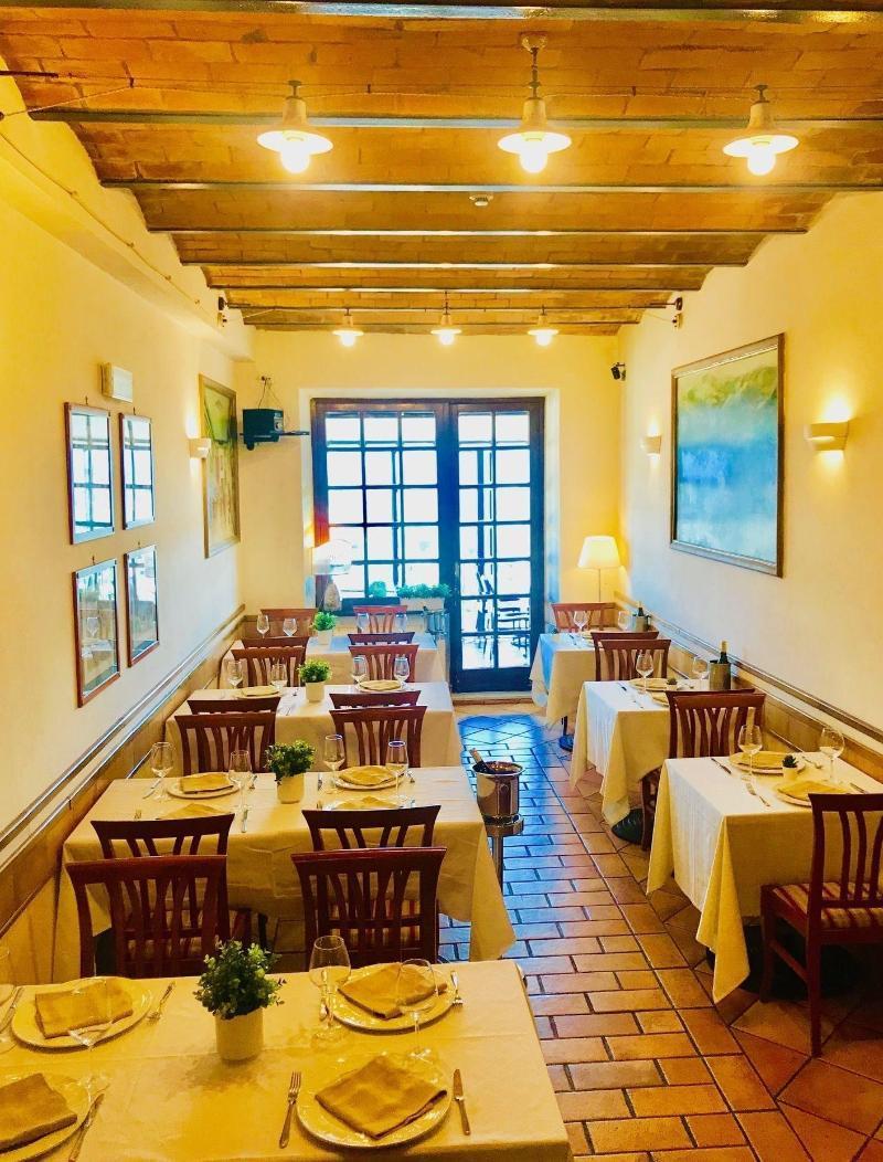 Hotel Ristorante Garibaldi Frosinone Esterno foto