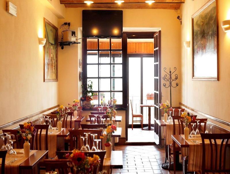 Hotel Ristorante Garibaldi Frosinone Esterno foto