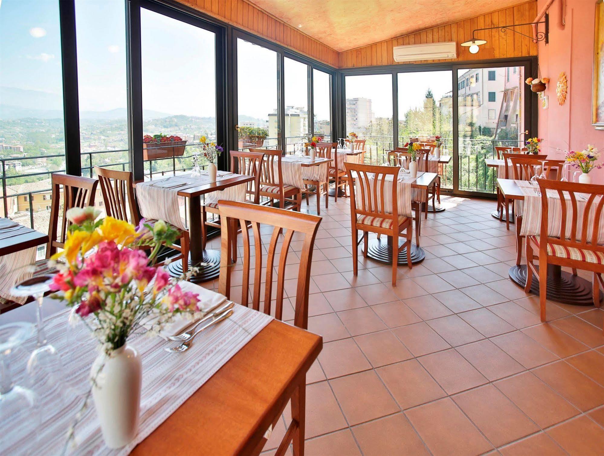 Hotel Ristorante Garibaldi Frosinone Esterno foto